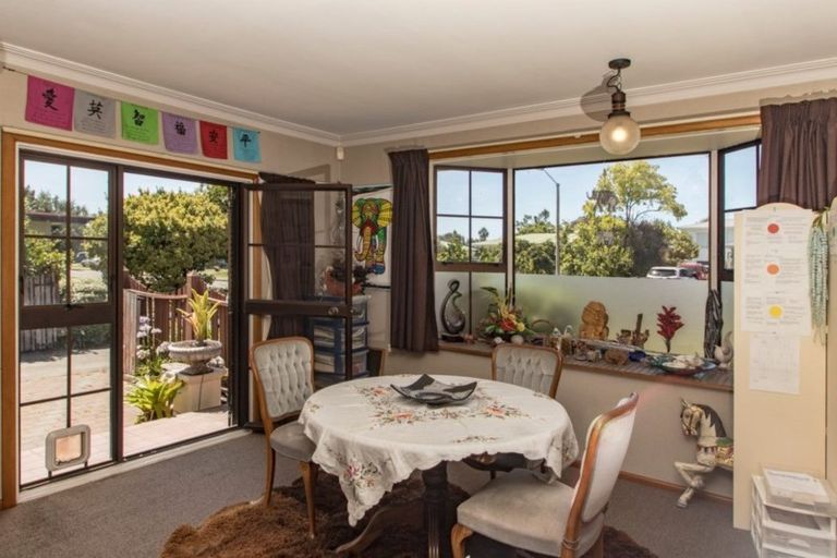 Photo of property in 42 Alamein Crescent, Onekawa, Napier, 4110