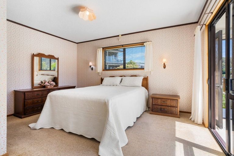 Photo of property in 101 Titiro Place, Onemana, Whangamata, 3691