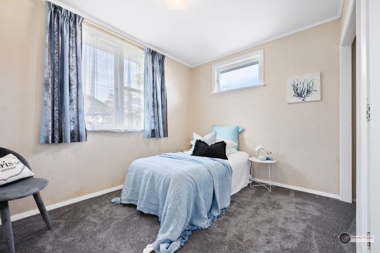 Photo of property in 72 Black Beech Street, Birchville, Upper Hutt, 5018