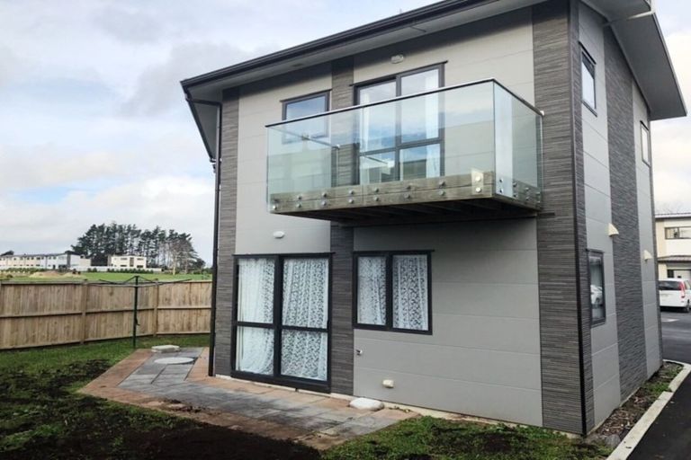 Photo of property in 20/79 Ranfurly Road, Alfriston, Auckland, 2105