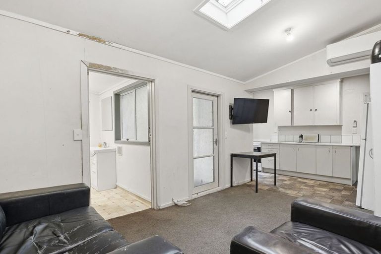 Photo of property in 3 Drummond Street, North Dunedin, Dunedin, 9016