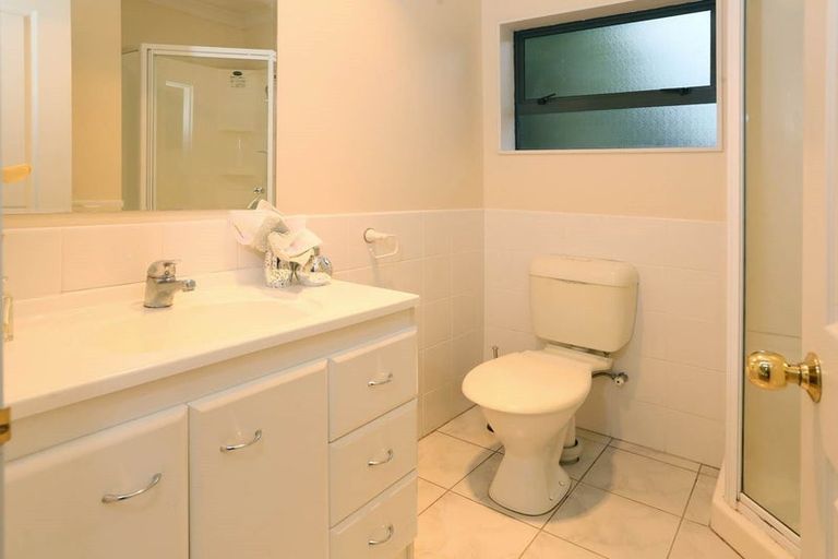 Photo of property in 7 Alderbury Way, Henderson, Auckland, 0612