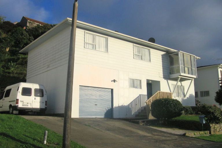 Photo of property in 58 Fyvie Avenue, Tawa, Wellington, 5028