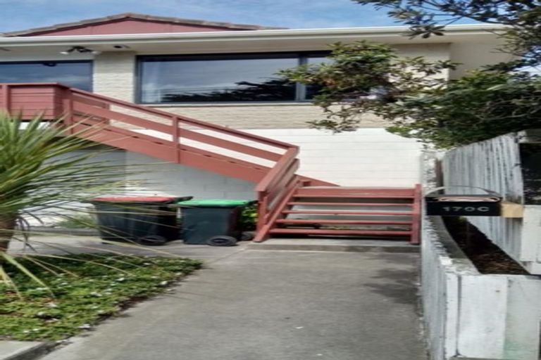 Photo of property in 170c Marine Parade, New Brighton, Christchurch, 8083