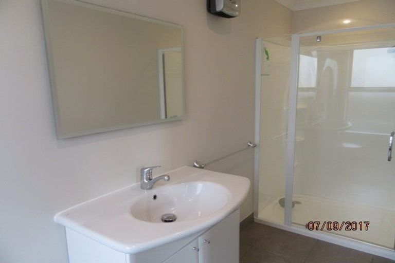 Photo of property in 225 Muritai Road, Eastbourne, Lower Hutt, 5013