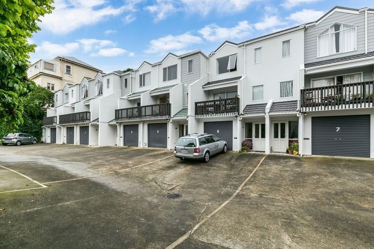 Photo of property in 9/33 Hiropi Street, Newtown, Wellington, 6021