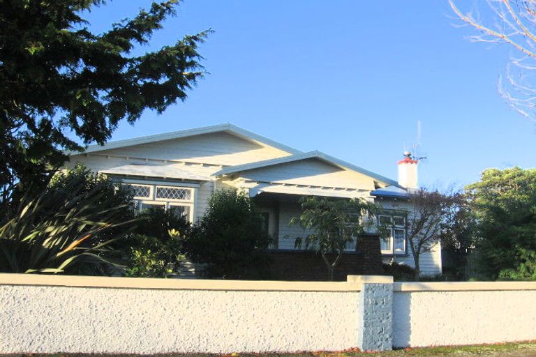 Photo of property in 4 Karamu Avenue, Takaro, Palmerston North, 4410