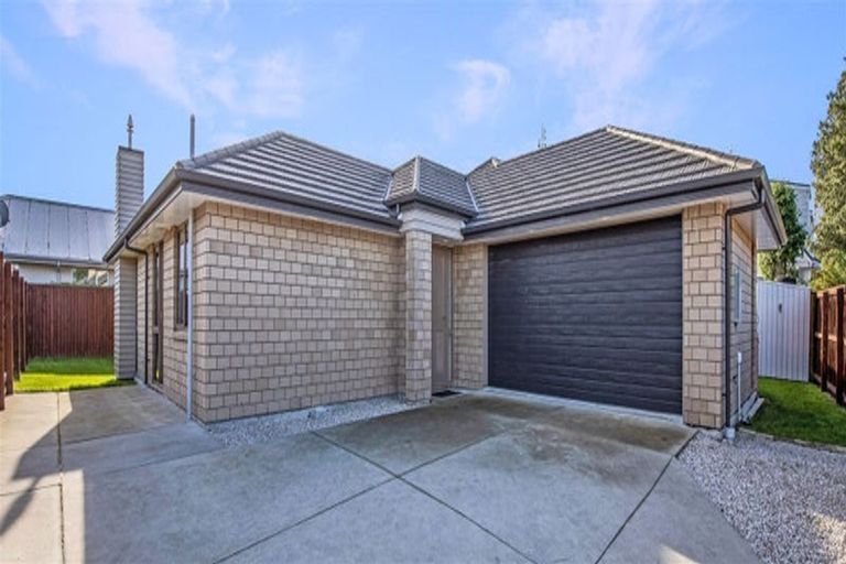 Photo of property in 14 Globe Bay Drive, Templeton, Christchurch, 8042