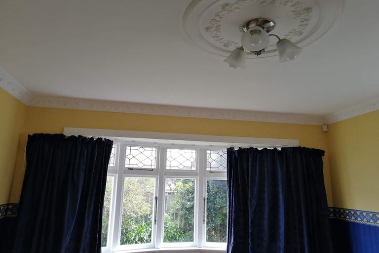 Photo of property in 110 Waiwhetu Road, Waterloo, Lower Hutt, 5011