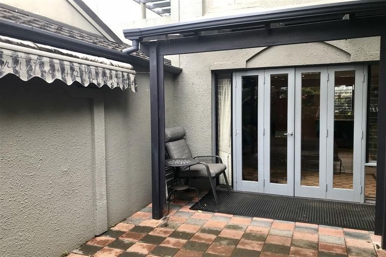Photo of property in 45 Hastings Road, Mairangi Bay, Auckland, 0630