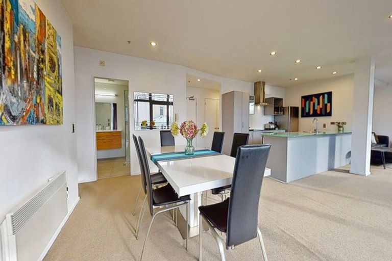 Photo of property in The Quay, 1001/332 Lambton Quay, Wellington Central, Wellington, 6011