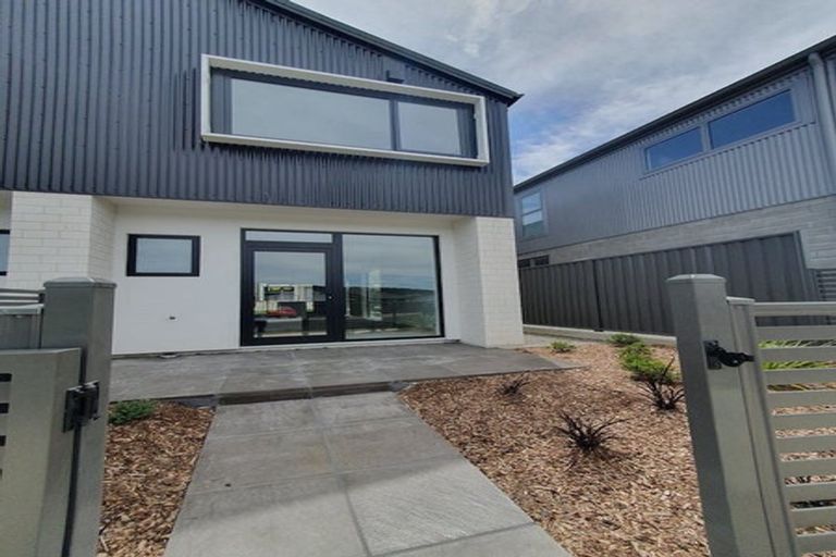 Photo of property in 9 Tokitoki Way, Kenepuru, Porirua, 5022