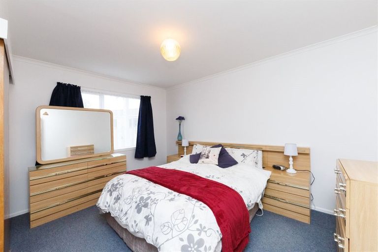 Photo of property in 11 Leander Place, Milson, Palmerston North, 4414