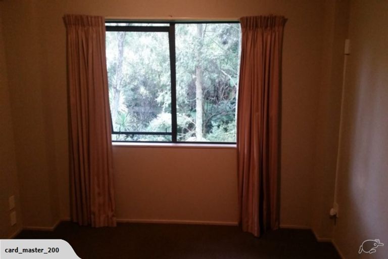 Photo of property in 16a Vonnell Place, Birkdale, Auckland, 0626