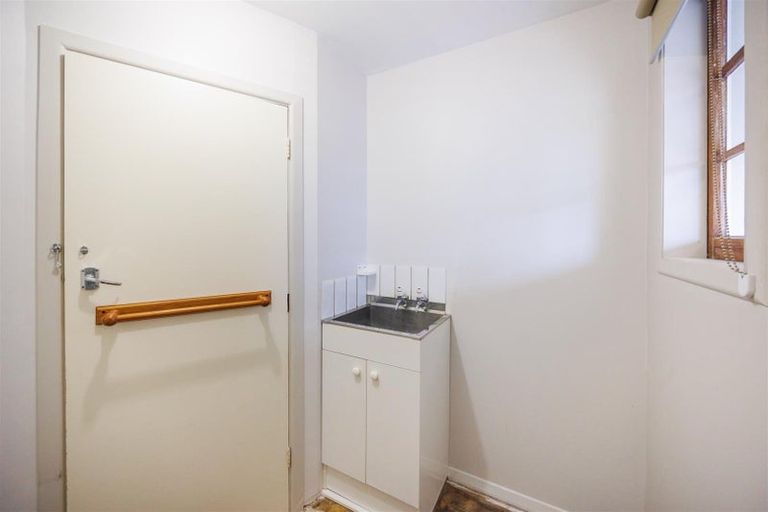 Photo of property in 68 Phillips Street, Sanson, 4817