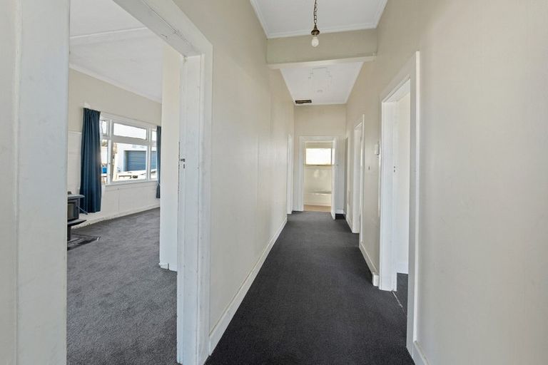 Photo of property in 11 Halton Street, East Gore, Gore, 9710