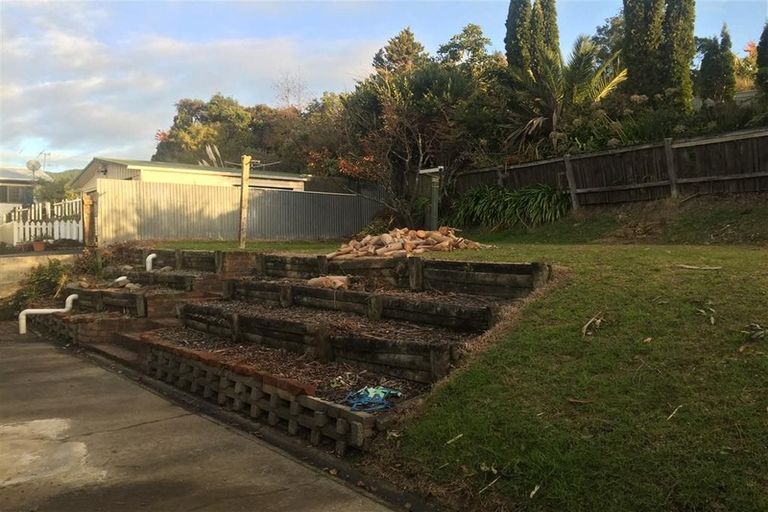 Photo of property in 66 Field Street, Silverstream, Upper Hutt, 5019