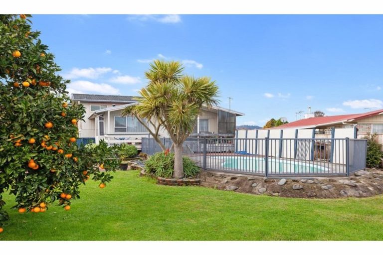 Photo of property in 25 Rata Avenue, Edgecumbe, 3120