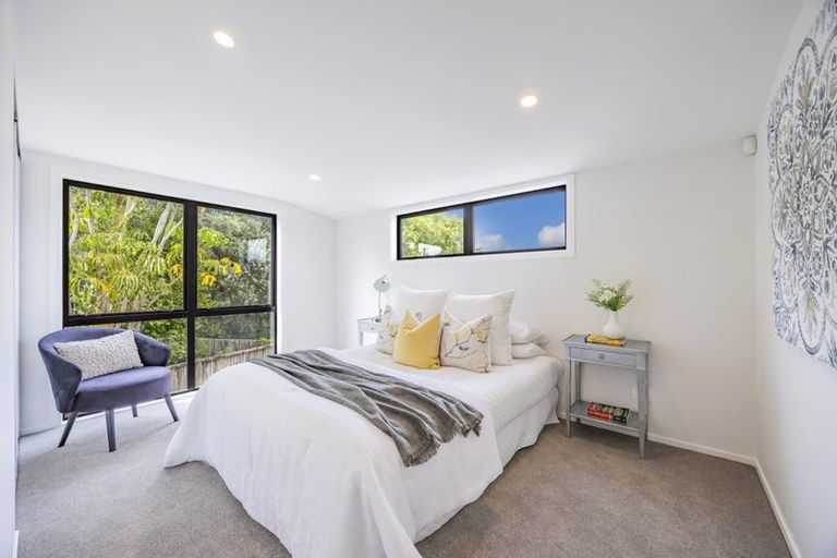 Photo of property in 6d Pax Avenue, Forrest Hill, Auckland, 0620