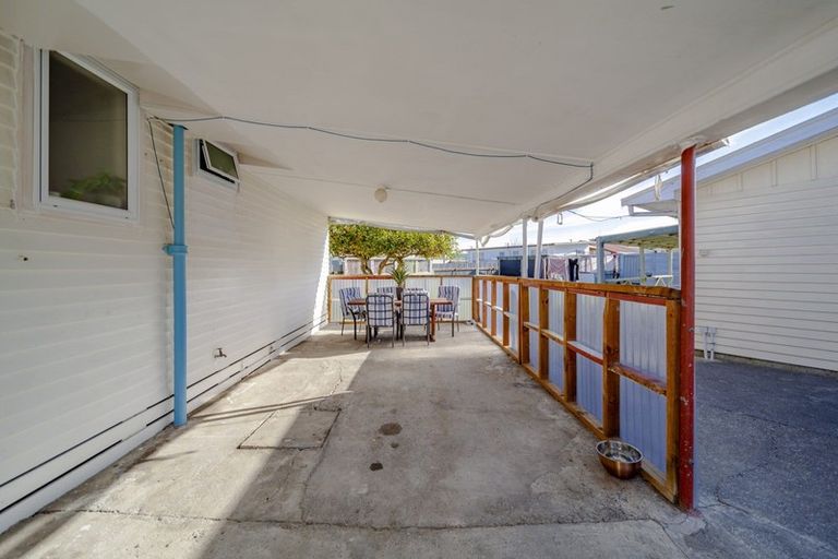 Photo of property in 23 Oldham Avenue, Onekawa, Napier, 4110