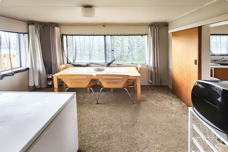 Photo of property in 62a Te Rauparaha Street, Otaki, 5512