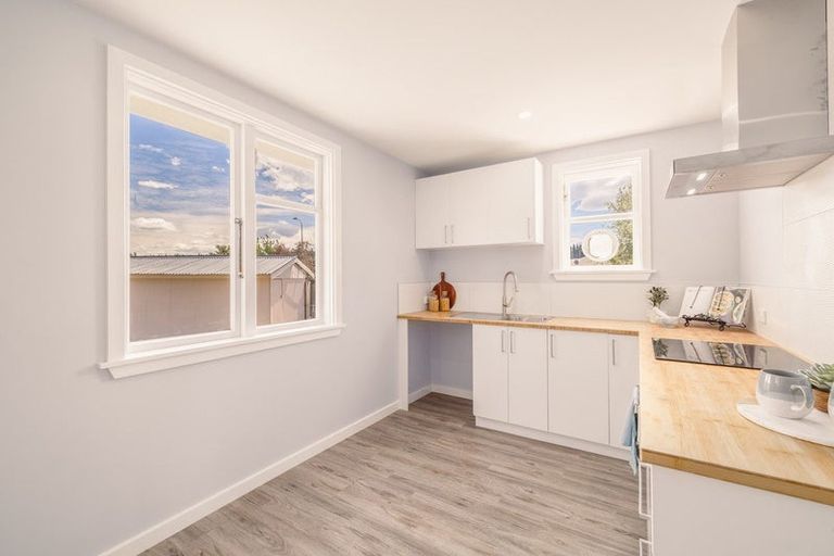 Photo of property in 11 Holton Road, Amberley, 7481