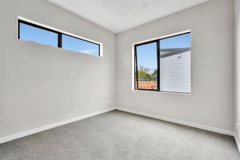 Photo of property in 24a Clayden Shuttleworth Street, Papakura, 2110