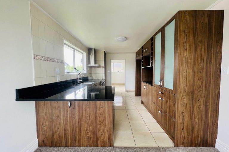 Photo of property in 194 Wordsworth Road, Manurewa, Auckland, 2102