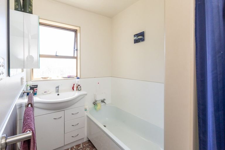 Photo of property in 4/704 Charles Street, Raureka, Hastings, 4120