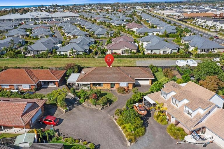 Photo of property in 5 Acacia Court, Mount Maunganui, 3116