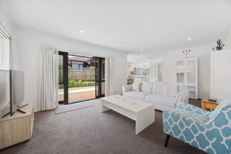 Photo of property in 9 Starlight Cove, Hobsonville, Auckland, 0618