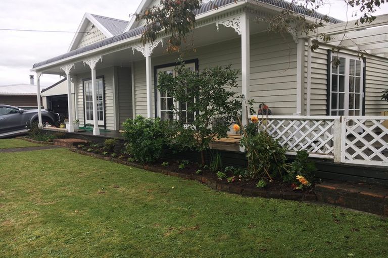 Photo of property in 73 Wallath Road, Westown, New Plymouth, 4310