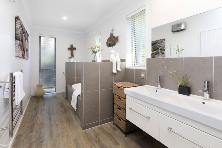 Photo of property in 16 Torrey Pines, Waimairi Beach, Christchurch, 8083