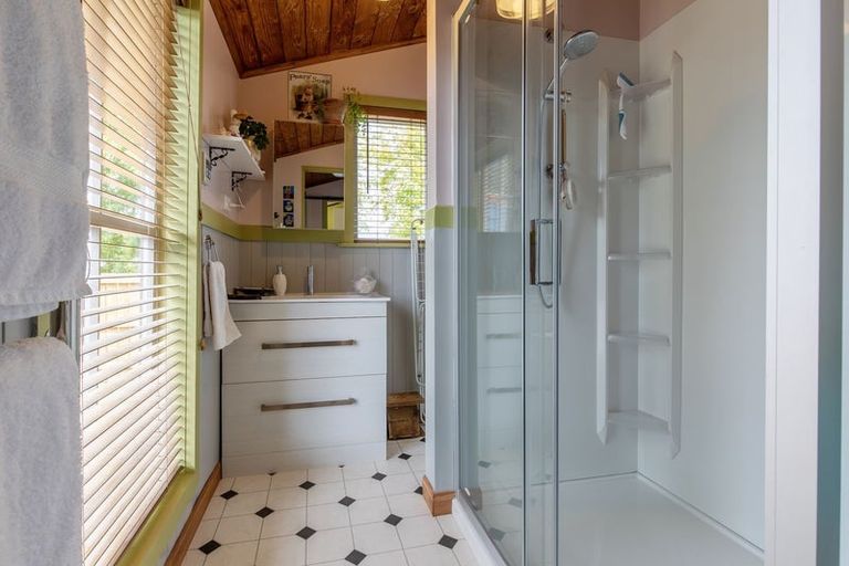 Photo of property in 4 Parekarangi Grove, Turangi, 3334