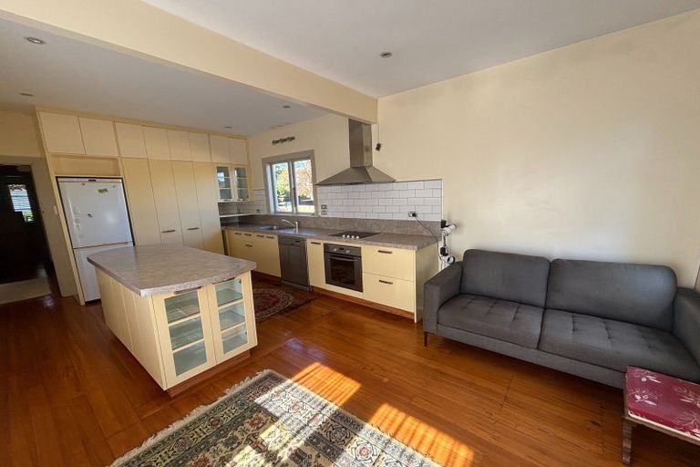 Photo of property in 41 Hawford Road, Opawa, Christchurch, 8023