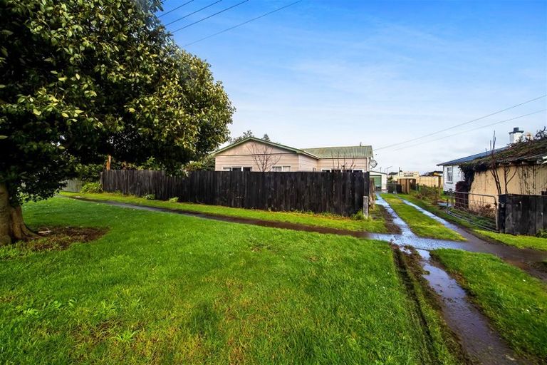 Photo of property in 56 Terou Street, Manaia, 4612
