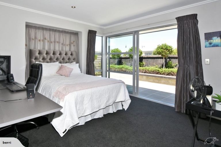 Photo of property in 5 Gosling Crescent, Halswell, Christchurch, 8025