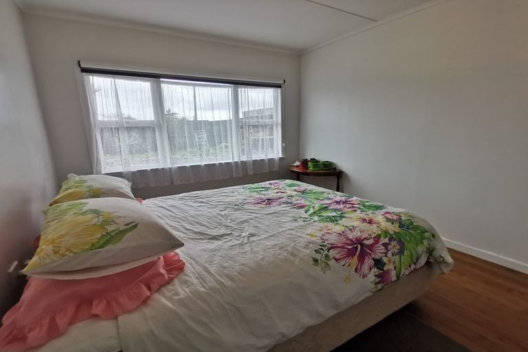 Photo of property in 103 Hurndall Street East, Maungaturoto, 0520