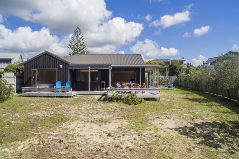 Photo of property in 15 Kitty Frazer Lane, Omaha, 0986