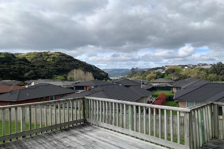 Photo of property in 29 Shackle Lane, Whitby, Porirua, 5024