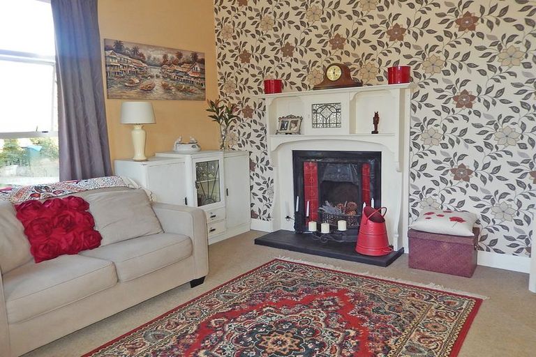 Photo of property in 1 Jessop Street, South Hill, Oamaru, 9400