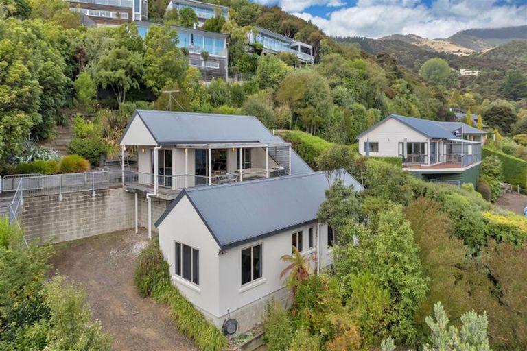 Photo of property in 19 Walnut Place, Akaroa, 7520
