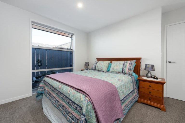 Photo of property in 18 Marion Crescent, Papamoa Beach, Papamoa, 3118