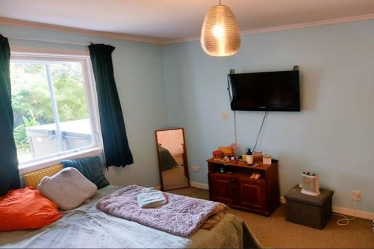 Photo of property in 4/162 Onewa Road, Northcote, Auckland, 0627