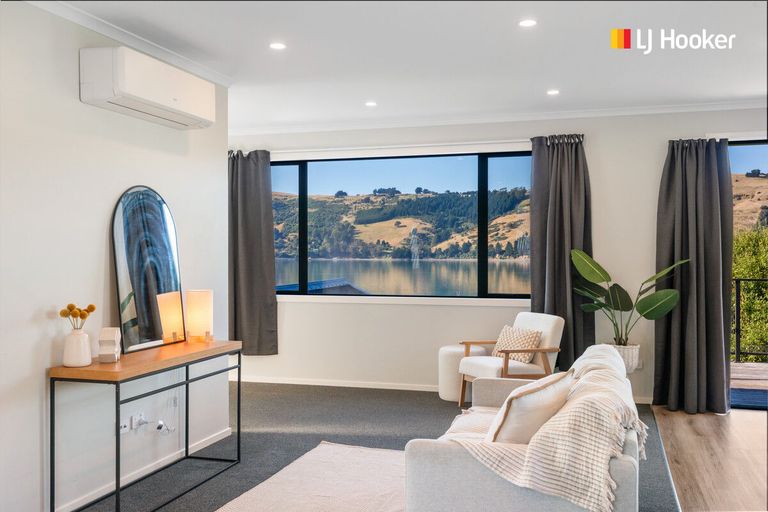 Photo of property in 7a Athol Place, Ravensbourne, Dunedin, 9022