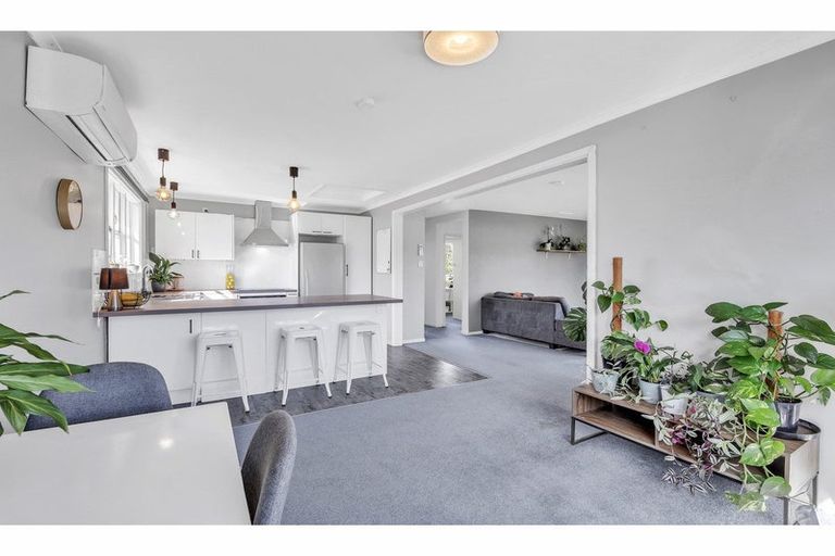 Photo of property in 13 Cross Street, Coalgate, 7673