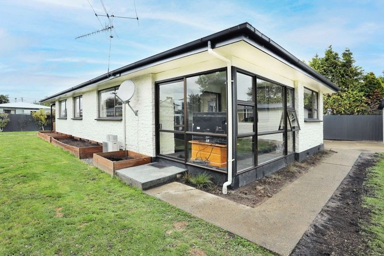 Photo of property in 24 Paterson Street, Grasmere, Invercargill, 9810