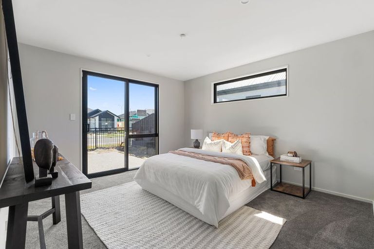 Photo of property in 30 Ruataniwha Avenue, Rangiora, 7400