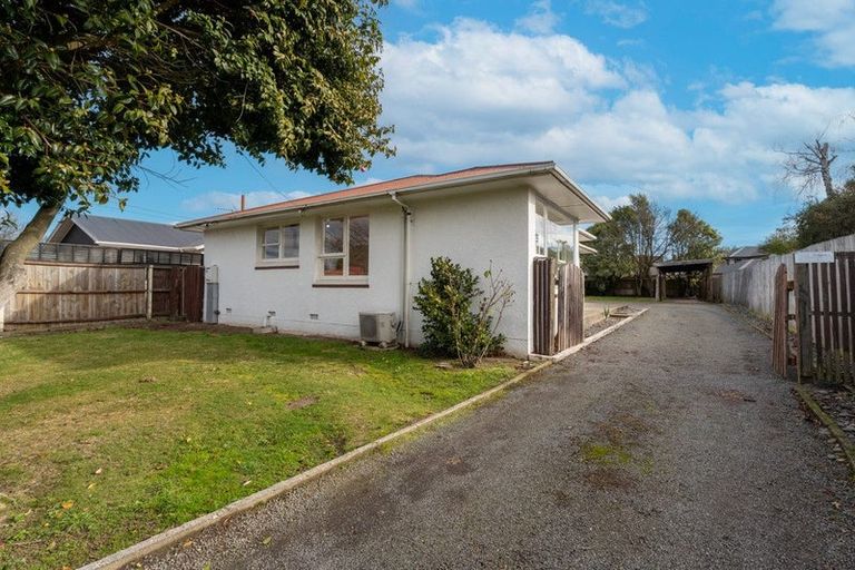 Photo of property in 9 Colina Street, Avonhead, Christchurch, 8042