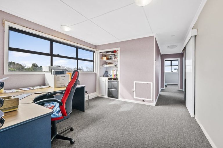 Photo of property in 16 Douglas Street, Hawera, 4610